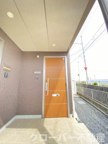 スカイランド B棟のエントランス