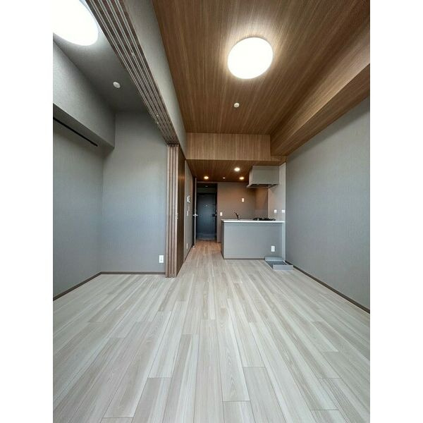 メイクスWアート金山ウエストの居間・リビング