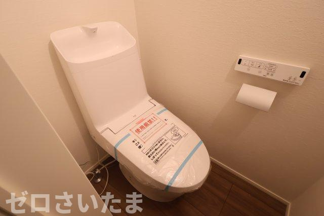 《仲介手数料無料》浦和区領家１丁目9-8新築一戸建てケイアイグレイスのトイレ
