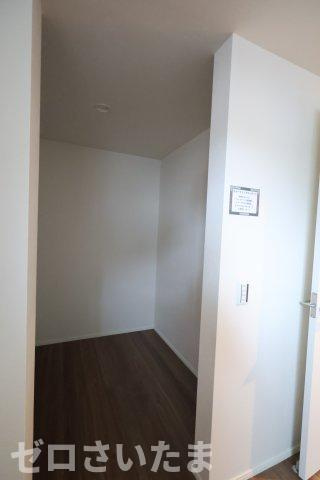 《仲介手数料無料》浦和区領家１丁目9-8新築一戸建てケイアイグレイスの収納