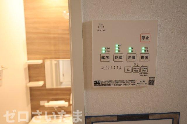 《仲介手数料無料》浦和区領家１丁目9-8新築一戸建てケイアイグレイスの浴室