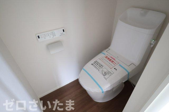 《仲介手数料無料》浦和区領家１丁目9-8新築一戸建てケイアイグレイスのトイレ|3階