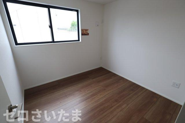 《仲介手数料無料》浦和区領家１丁目9-8新築一戸建てケイアイグレイスの洋室|納戸