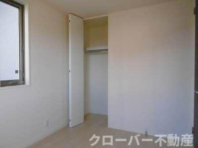 プロヌーブ生野原 B棟の収納