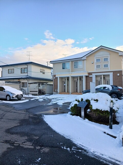 グラツィオーソの駐車場