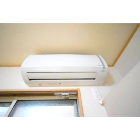 CASA FELIZの設備|エアコンです※別部屋写真