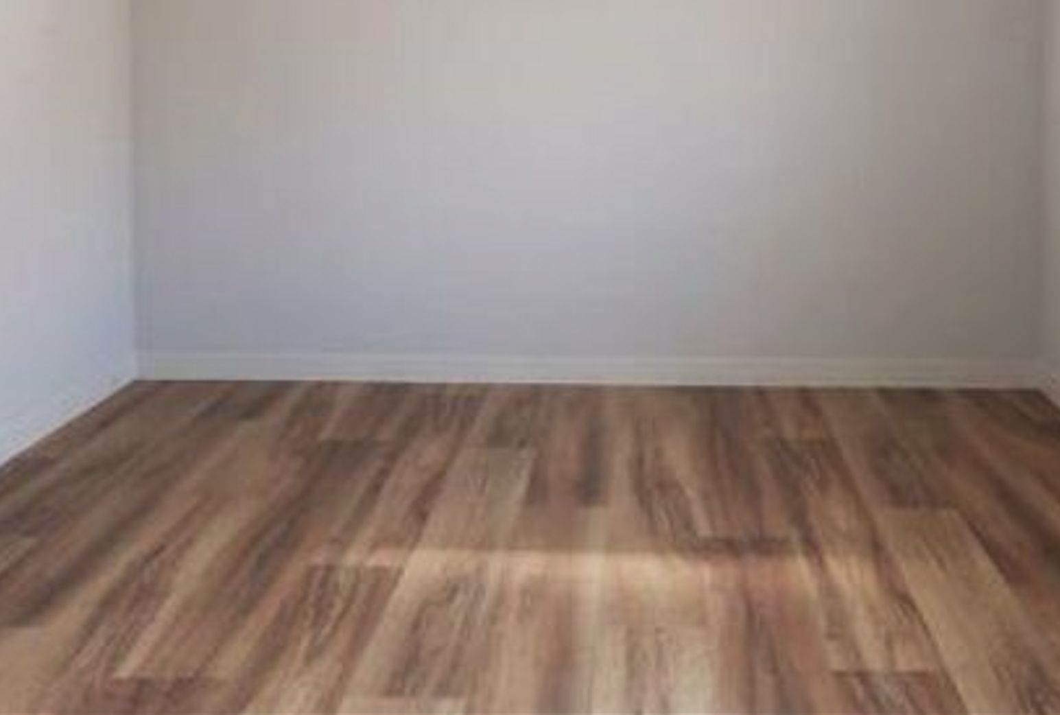 若松荘の居間・リビング|フローリング☆(同一仕様写真)