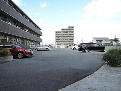 【駐車場】 | ラフィーネ大和八木W棟