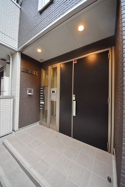 アピテ・K 千束のエントランス