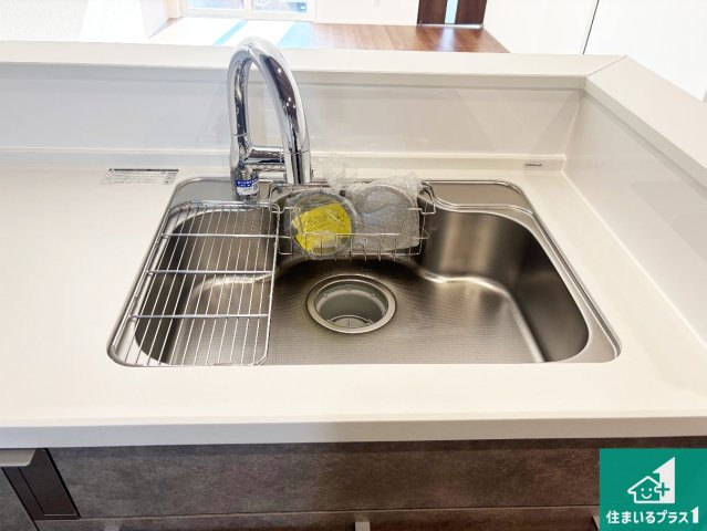 25(土)26(日)29(祝)現地説明会　堺市中区深井中町　限定1邸の駐車場|広々としたシンクで食器洗いも楽々！