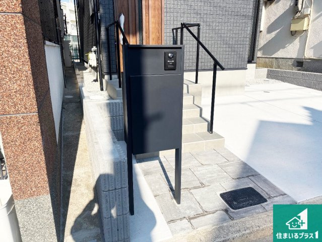 25(土)26(日)29(祝)現地説明会　堺市中区深井中町　限定1邸の外観|安心の10年保証！外観を美しく保ち、雨水で汚れを落とします！気になることがありましたら、お気軽にお問い合わせください！