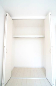 グリーンビラB棟の収納