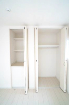 グリーンビラB棟の収納