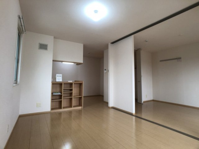 【居間・リビング】 | リヴェール城A棟