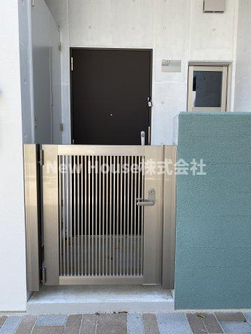 ベルメゾン中村橋サウスのエントランス