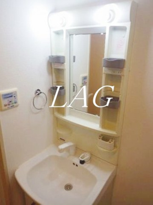 【洗面所】 | ヴェントラーレ千駄木 | 洗面台です。