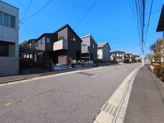 千葉市中央区東千葉１丁目２４－１期の前面道路含む現地写真