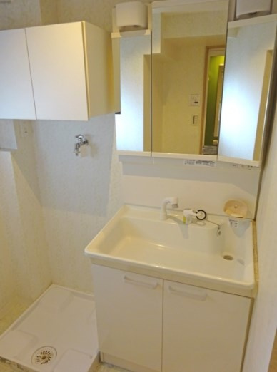 上荻ダイヤモンドマンションの独立洗面台