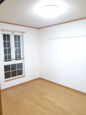 【内装】 | シェーネⅡ | 過ごしやすい室内です