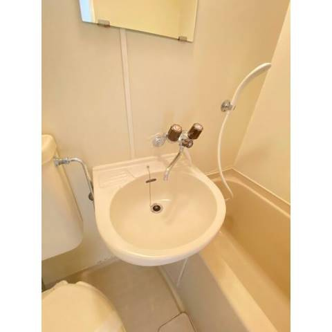 ヘリオス378谷保の洗面所