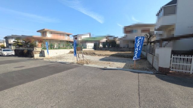 【外観】 | ライフフィールド槇塚台3丁　2号地 | 敷地面積39.82坪(131.66平米)！並列２台のカースペースで、カーライフもノーストレスに…。