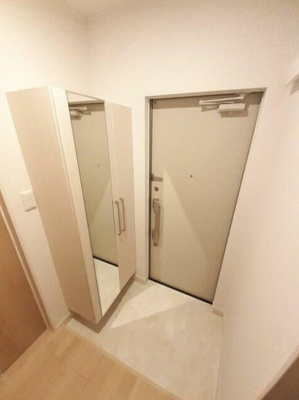 【玄関】 | アンソレイエ町屋 | 玄関です