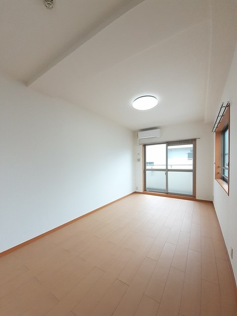 ムーンライトコートの居間・リビング