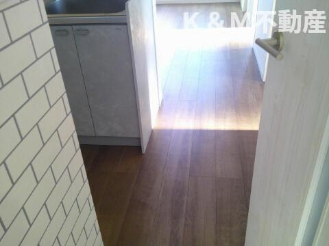 センチュリーオークＢ棟の玄関|毎日通る玄関はこちらです