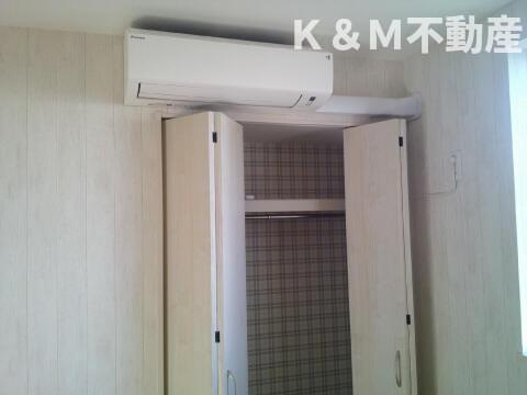 センチュリーオークＢ棟の収納|こまごまとしたものを収納できそうですね