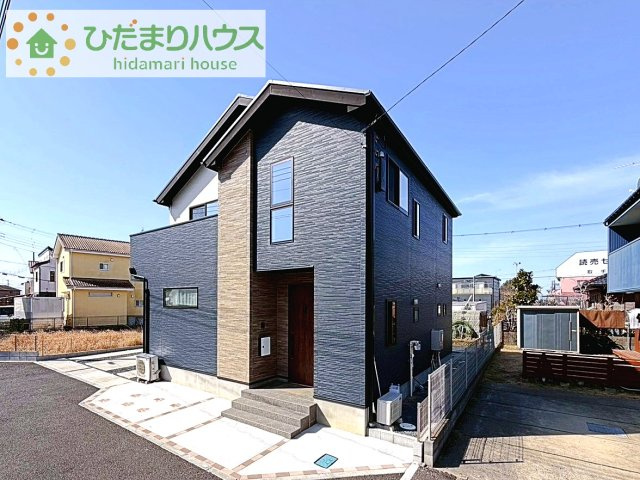 【外観】 | 取手市戸頭　中古戸建 | 小学校徒歩４分の安心立地。ファミリークローク・SIC・WICなど収納力豊富な４LDK。安心の都市ガス・上下水