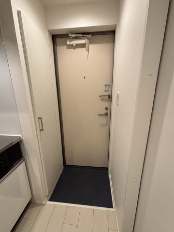 アクアレスト神戸西の玄関