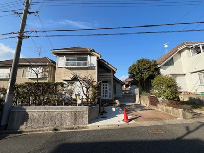 【外観】 | 小倉台２丁目　中古戸建 | 2026年2月にリフォーム完了しておりますので即ご入居可能です。