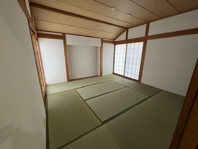 【和室】 | 小倉台２丁目　中古戸建 | 床の間のある本格的な和室です。