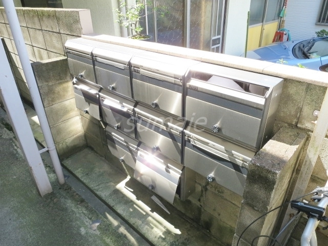 秀華三番館のその他共用部分|メールボックスはこちらにございます！