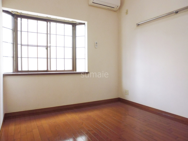 秀華三番館の居間・リビング|エアコン付き☆