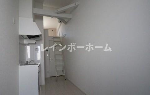 八潮市大字大原のアパート