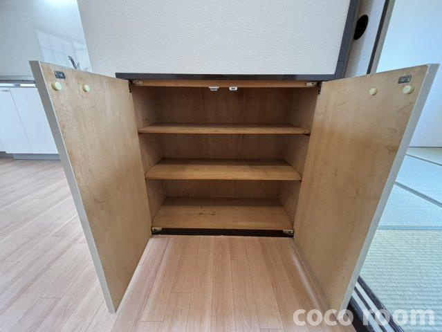 オークハウスの収納