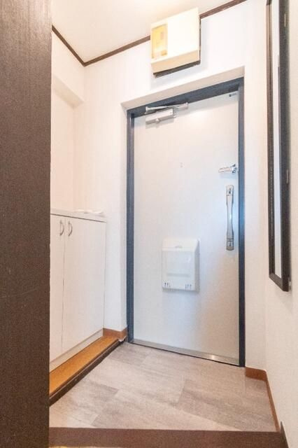 武蔵関ハイツＡ棟の玄関