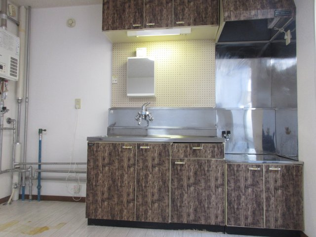 チャーミーハイツのキッチン