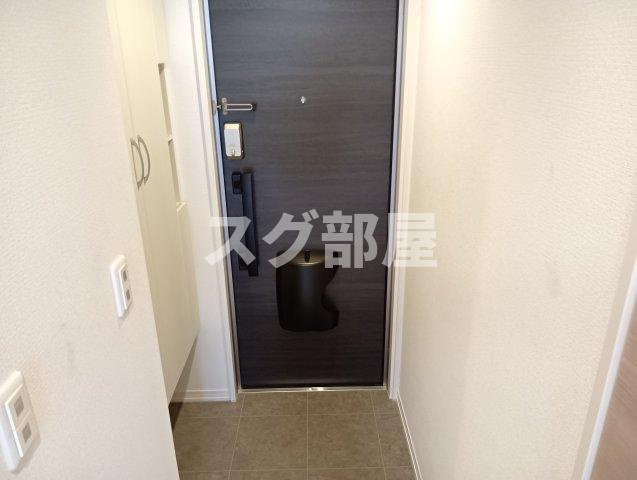 Re-Seis（リセイス）の玄関