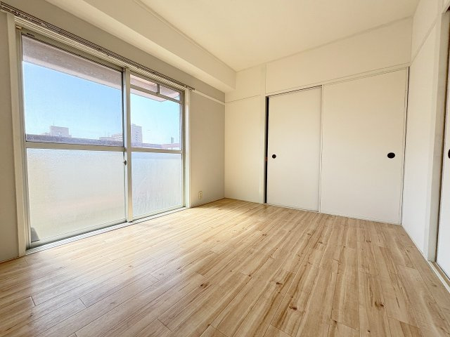 第一プレジデントハイツの洋室