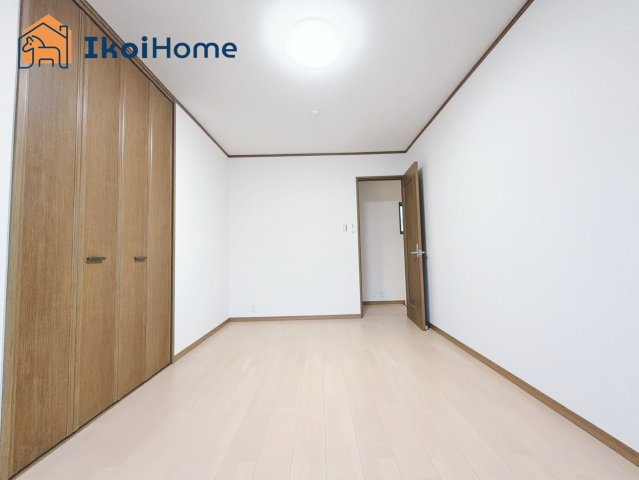 神戸市北区松が枝町1丁目　中古戸建の収納|●年中無休：当日予約可●収納スペースも広く、荷物が多くなりやすいお子様なども安心です。