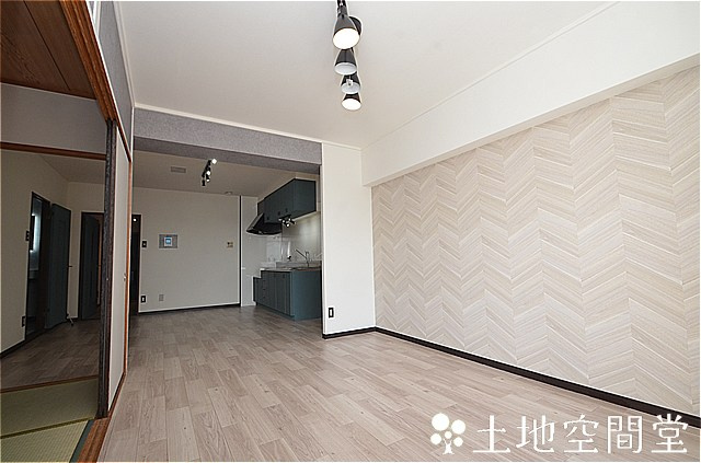 エクレール若葉台の居間・リビング