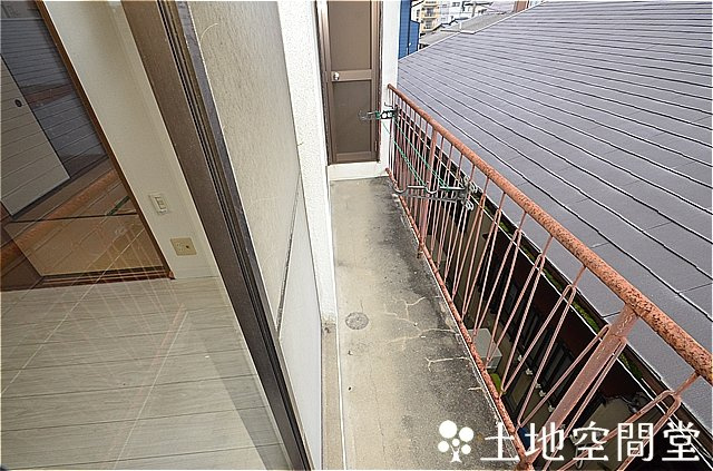 ＹＭＭビルのバルコニー