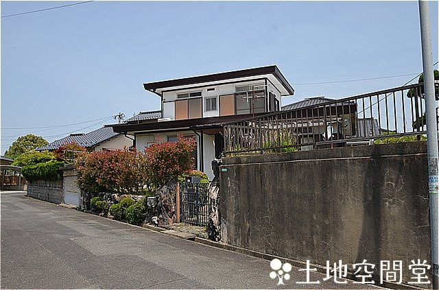 鷹見台２丁目貸家