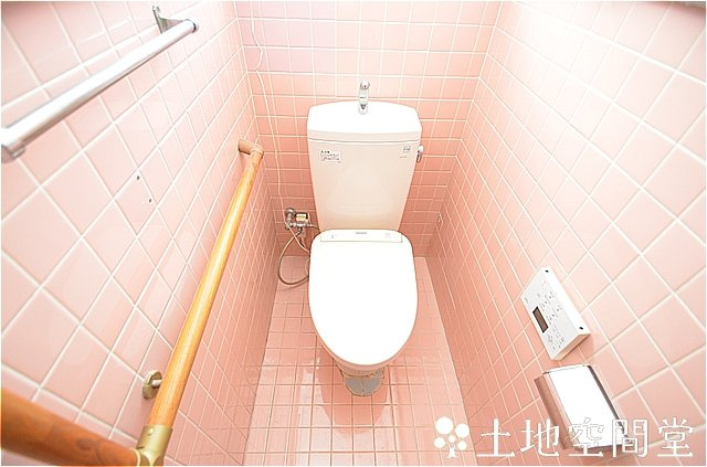 鷹見台２丁目貸家のトイレ