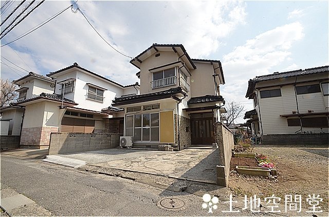 町上津役西３丁目貸家