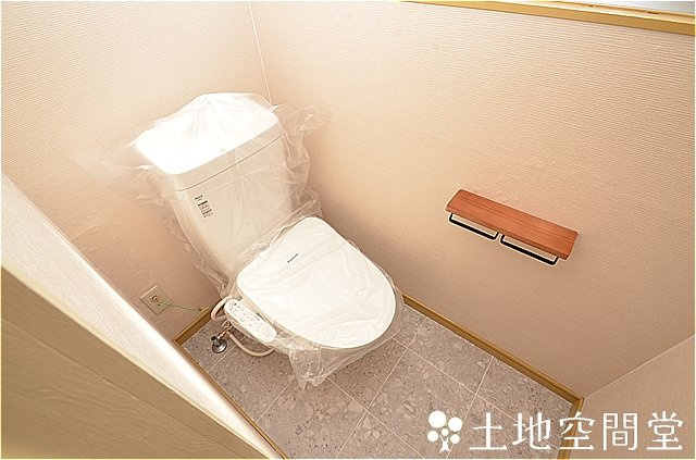 町上津役西３丁目貸家のトイレ