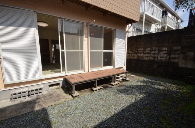 ハイツベルヴューの庭|専用庭あり