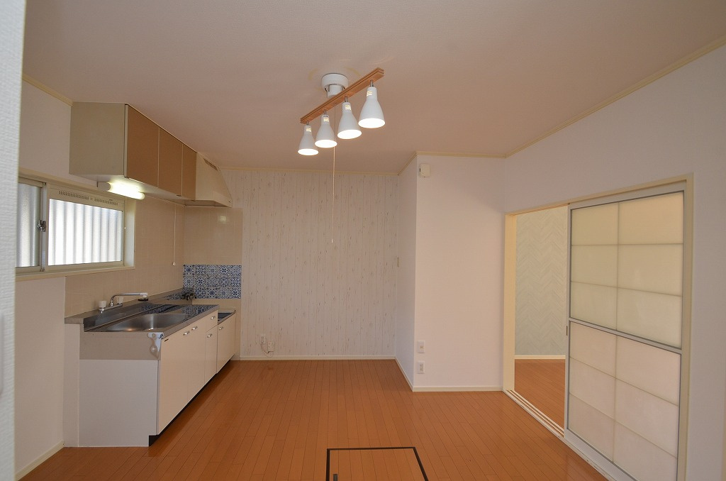 ハイツベルヴューの居間・リビング